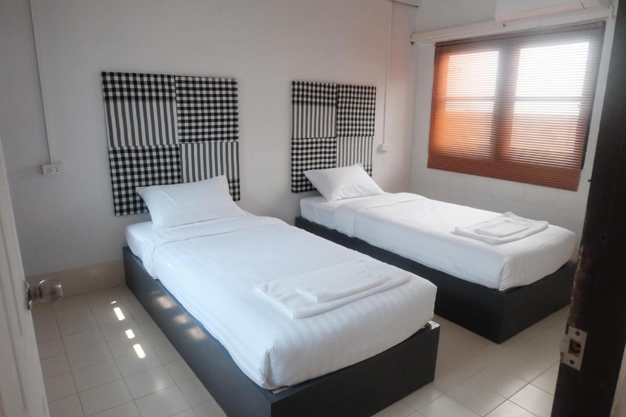 Eden Hotel Bangsean Ban Laem Thaen Ngoại thất bức ảnh