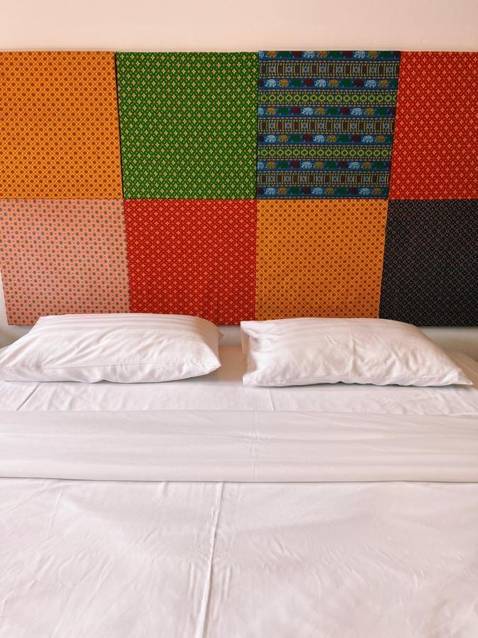 Eden Hotel Bangsean Ban Laem Thaen Ngoại thất bức ảnh